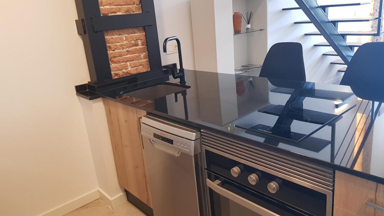בוקאירנט Loft Mariola - Apartamento En El Centro Historico מראה חיצוני תמונה