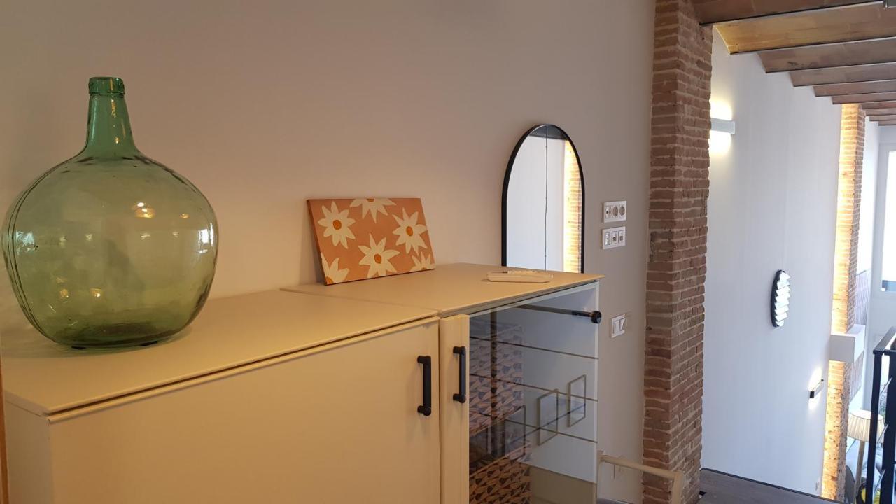 בוקאירנט Loft Mariola - Apartamento En El Centro Historico מראה חיצוני תמונה