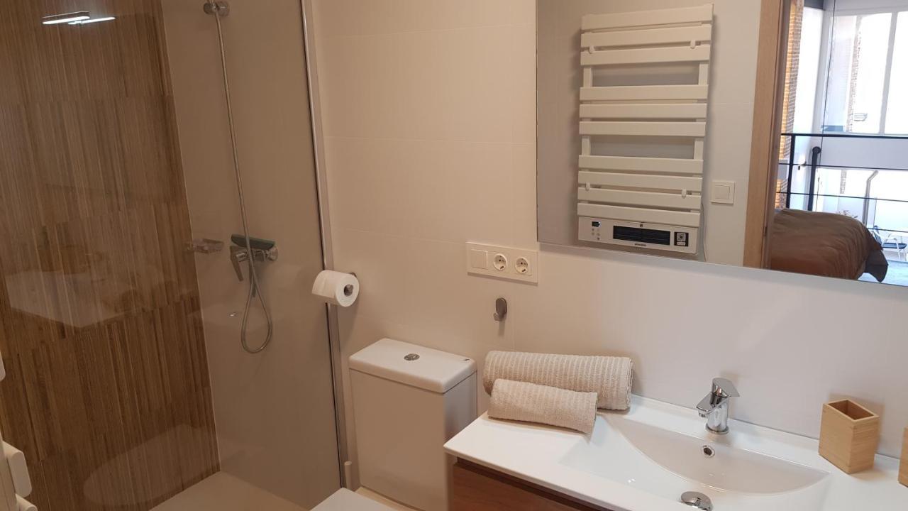 בוקאירנט Loft Mariola - Apartamento En El Centro Historico מראה חיצוני תמונה