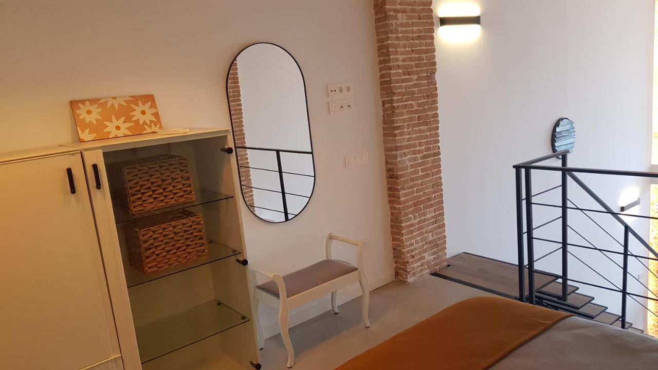 בוקאירנט Loft Mariola - Apartamento En El Centro Historico מראה חיצוני תמונה